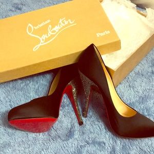 [SOLD]CL Feticha 120 Black Satin Strass Heel Pumps